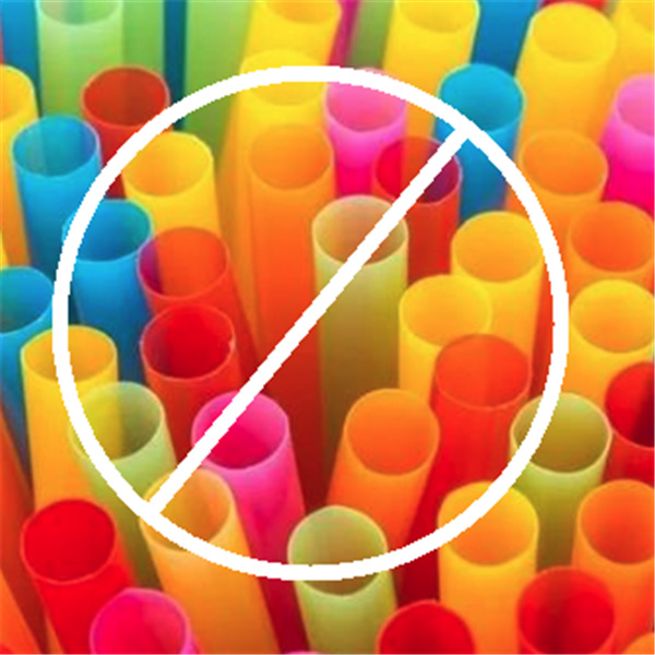 Pinapalitan ng Coca-Cola ang mga plastic straw ng mga paper straw sa Australia