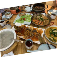 tanghalian kasama ang mga kasamahan