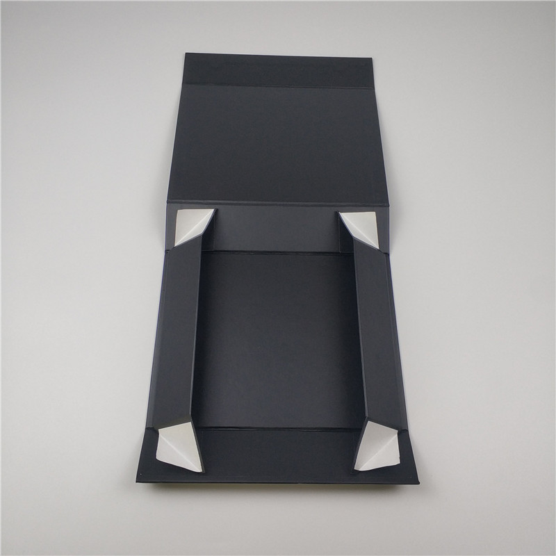 Mga natitiklop na magnetic cardboard box